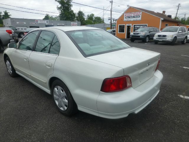 Mitsubishi Galant 2003 photo 1