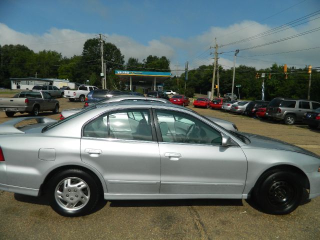 Mitsubishi Galant 2003 photo 2