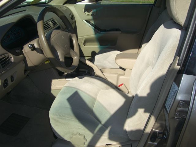 Mitsubishi Galant 2003 photo 4