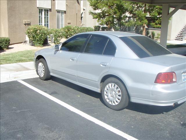 Mitsubishi Galant 2003 photo 1