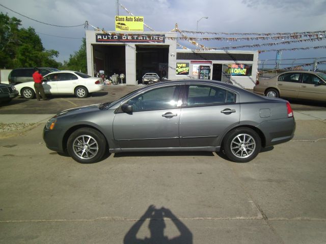 Mitsubishi Galant 2004 photo 17