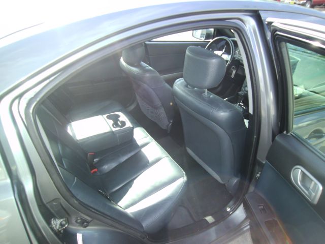 Mitsubishi Galant 2004 photo 19