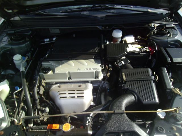 Mitsubishi Galant 2004 photo 3