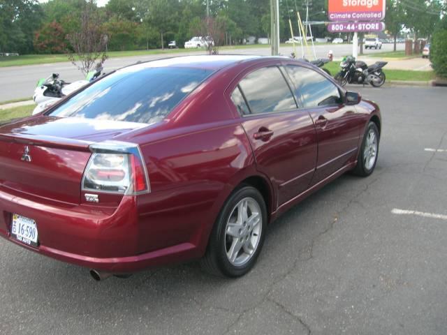 Mitsubishi Galant 2004 photo 4