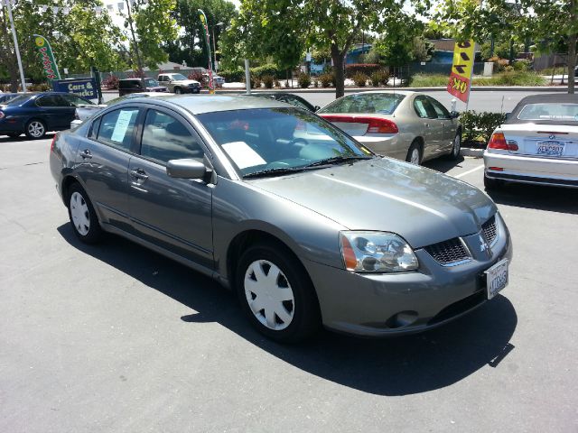 Mitsubishi Galant 2004 photo 11