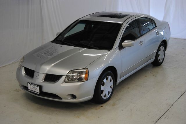 Mitsubishi Galant 2004 photo 2