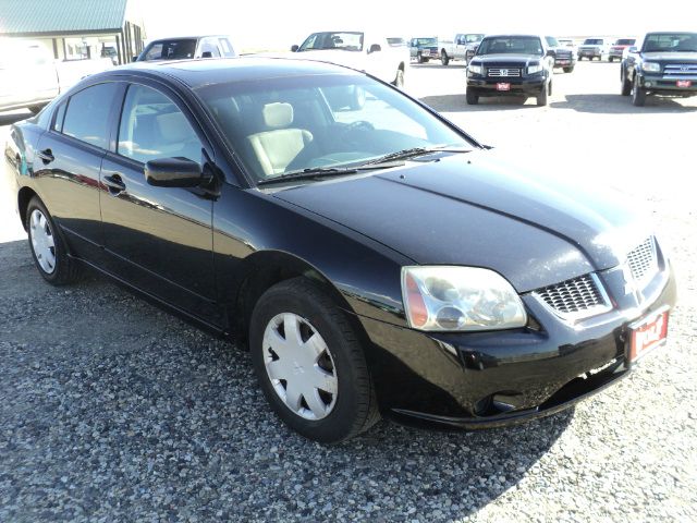 Mitsubishi Galant 2004 photo 0