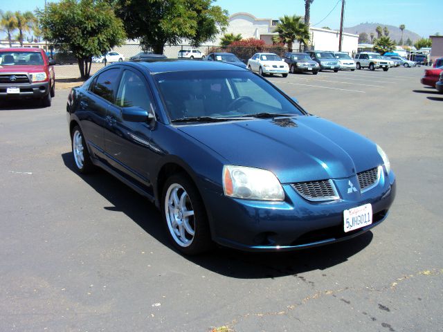 Mitsubishi Galant 2004 photo 19