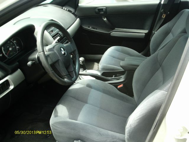 Mitsubishi Galant 2004 photo 2