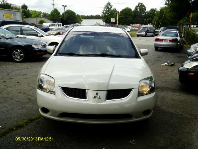 Mitsubishi Galant 2004 photo 6