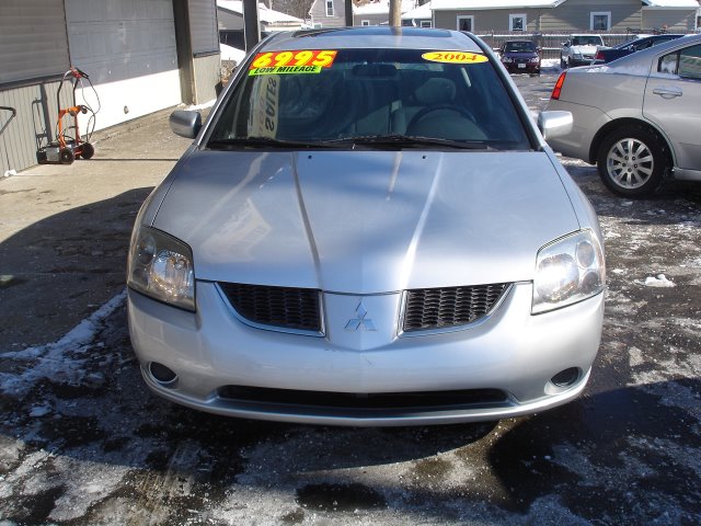 Mitsubishi Galant 2004 photo 3