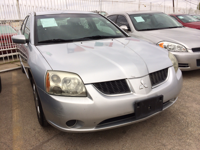 Mitsubishi Galant 2004 photo 3