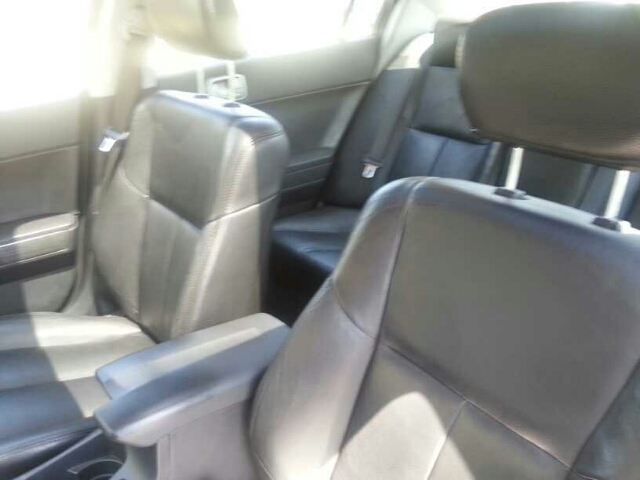 Mitsubishi Galant 2005 photo 2