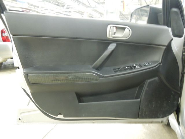 Mitsubishi Galant 2005 photo 12