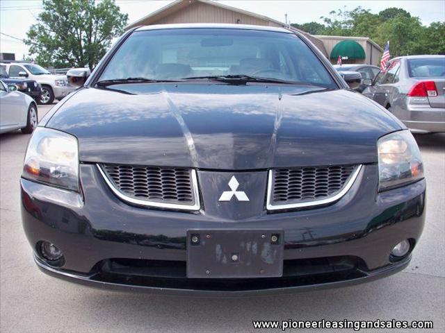 Mitsubishi Galant 2005 photo 2