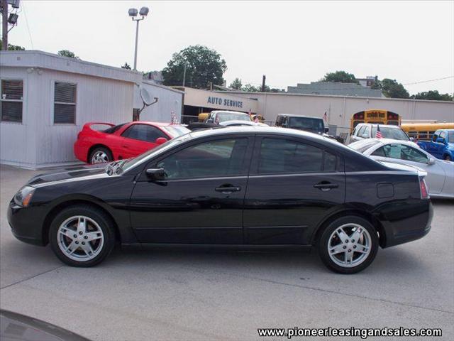 Mitsubishi Galant 2005 photo 4