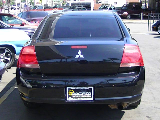 Mitsubishi Galant 2005 photo 4