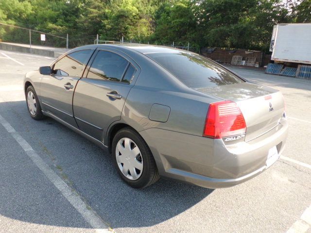 Mitsubishi Galant 2005 photo 8