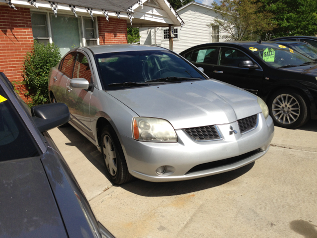 Mitsubishi Galant 2005 photo 3