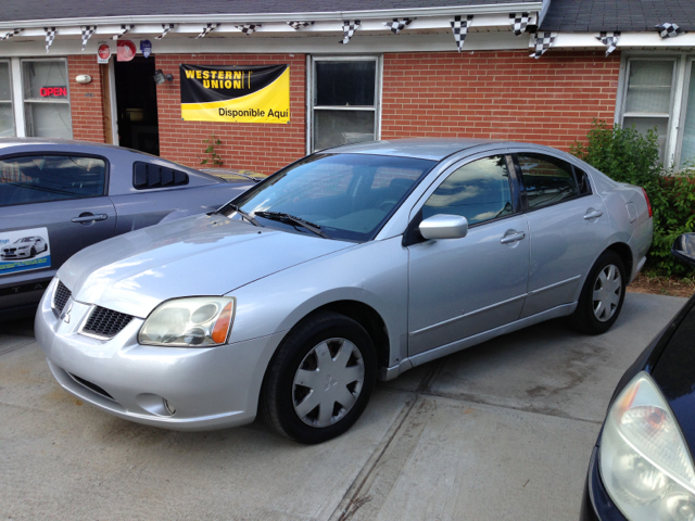 Mitsubishi Galant 2005 photo 6