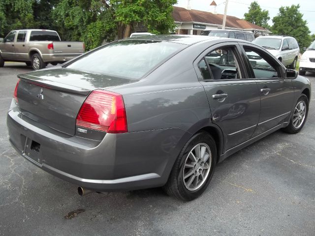 Mitsubishi Galant 2005 photo 1