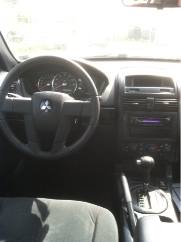 Mitsubishi Galant 2006 photo 1