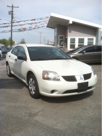 Mitsubishi Galant 2006 photo 2