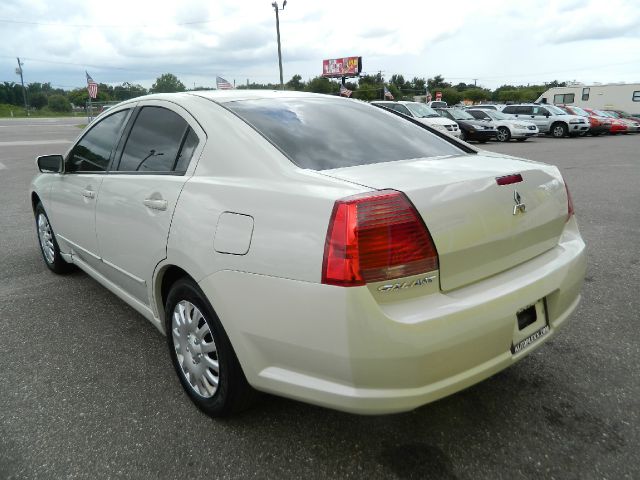 Mitsubishi Galant 2006 photo 20