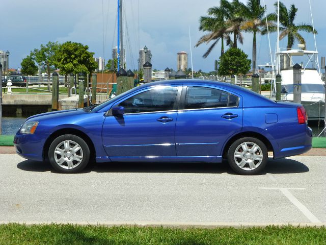 Mitsubishi Galant 2006 photo 1