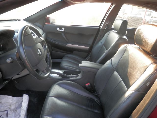 Mitsubishi Galant 2006 photo 12