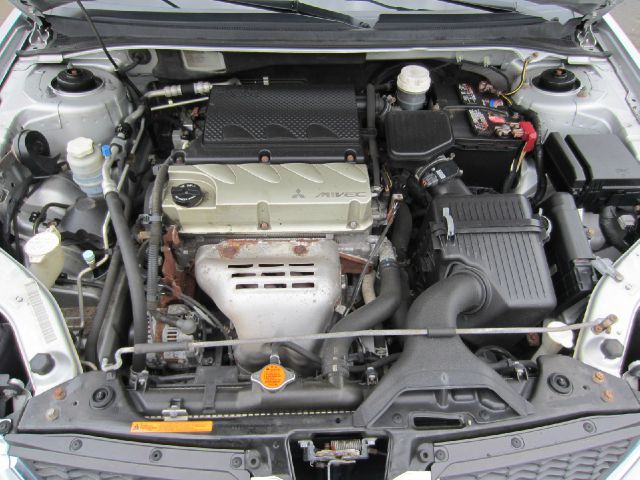 Mitsubishi Galant 2006 photo 4