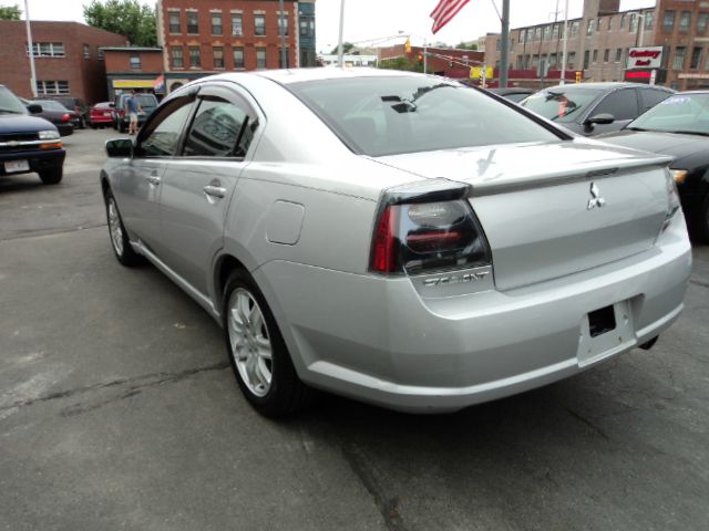 Mitsubishi Galant 2006 photo 29