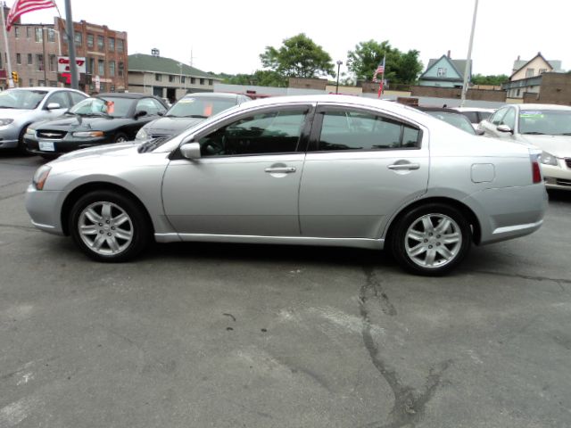 Mitsubishi Galant 2006 photo 9