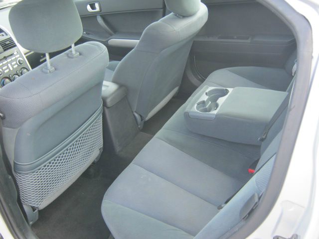 Mitsubishi Galant 2006 photo 12