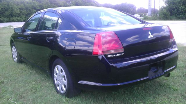 Mitsubishi Galant 2006 photo 2