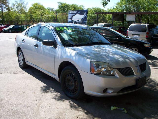 Mitsubishi Galant 2006 photo 1