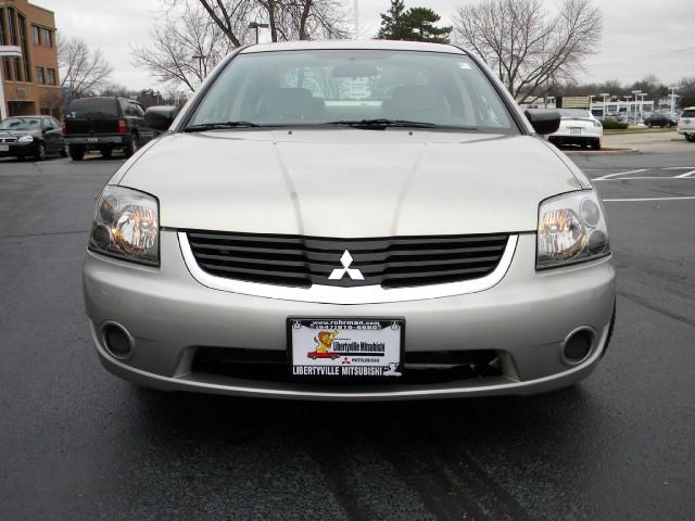 Mitsubishi Galant 2007 photo 2