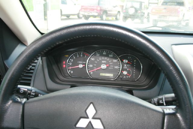 Mitsubishi Galant 2007 photo 2