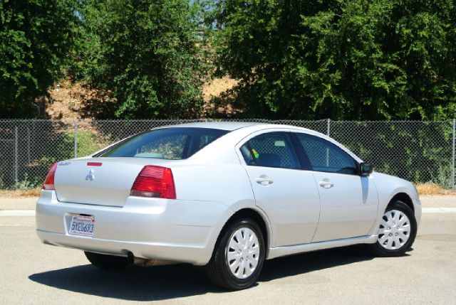 Mitsubishi Galant 2007 photo 4