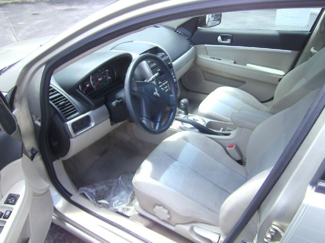 Mitsubishi Galant 2007 photo 3