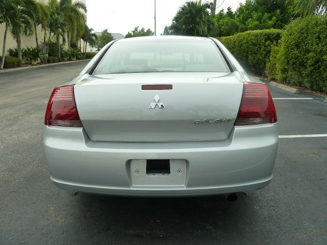 Mitsubishi Galant 2008 photo 4