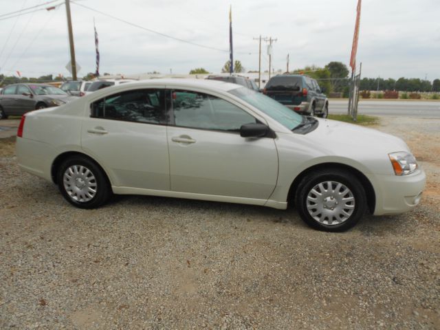 Mitsubishi Galant 2008 photo 1