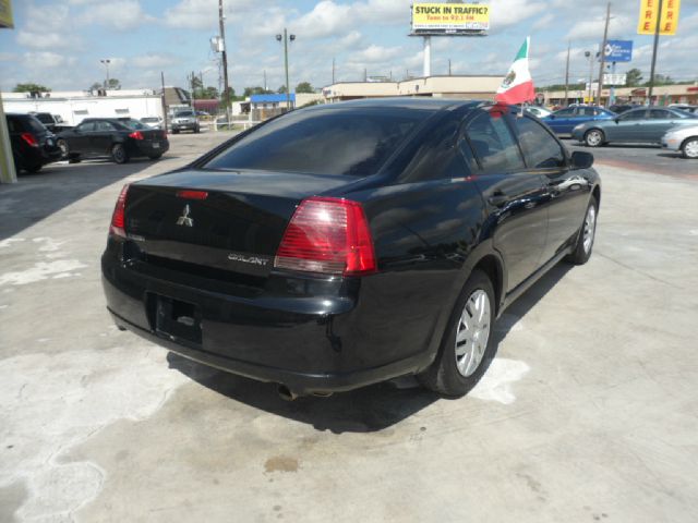 Mitsubishi Galant 2008 photo 19