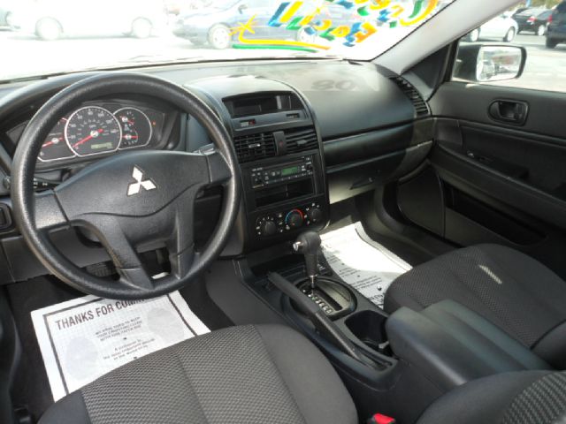 Mitsubishi Galant 2008 photo 7