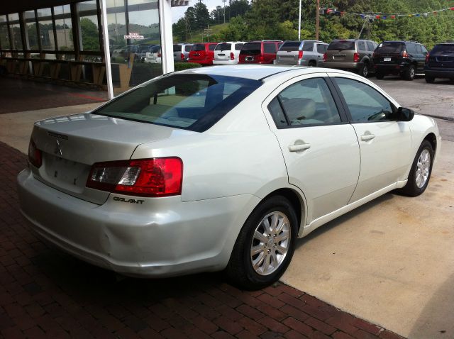 Mitsubishi Galant 2009 photo 4