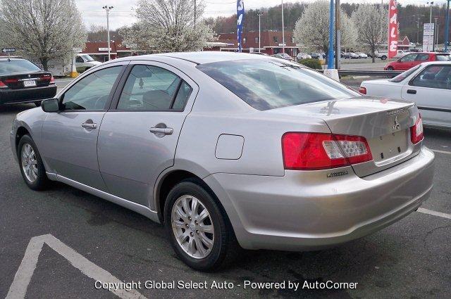 Mitsubishi Galant 2009 photo 4