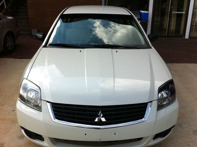 Mitsubishi Galant 2009 photo 4