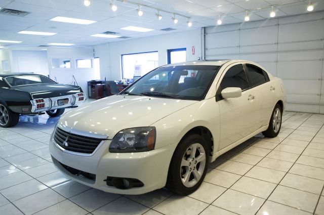 Mitsubishi Galant 2009 photo 2