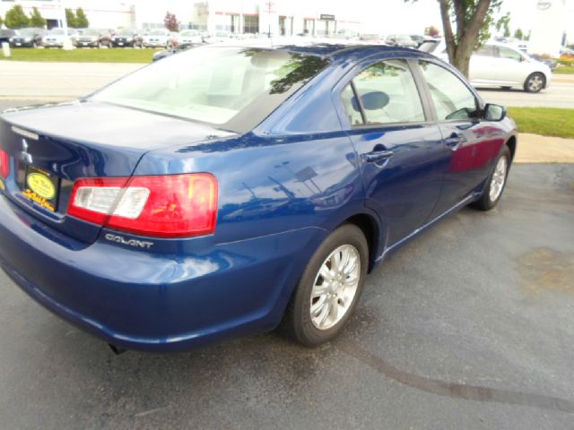 Mitsubishi Galant 2009 photo 2