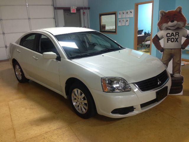 Mitsubishi Galant 2009 photo 2